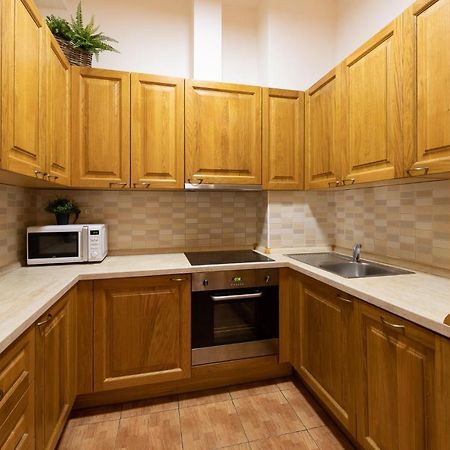Luxury Apartment In Prime Location Praga Esterno foto