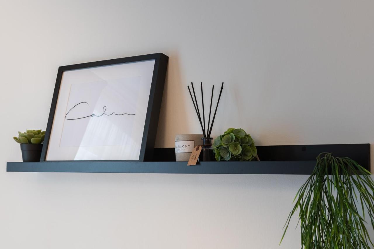 Luxury Apartment In Prime Location Praga Esterno foto