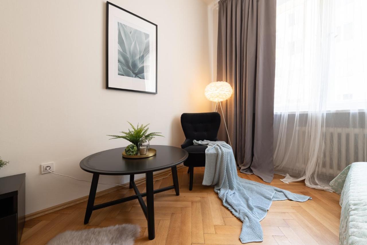 Luxury Apartment In Prime Location Praga Esterno foto